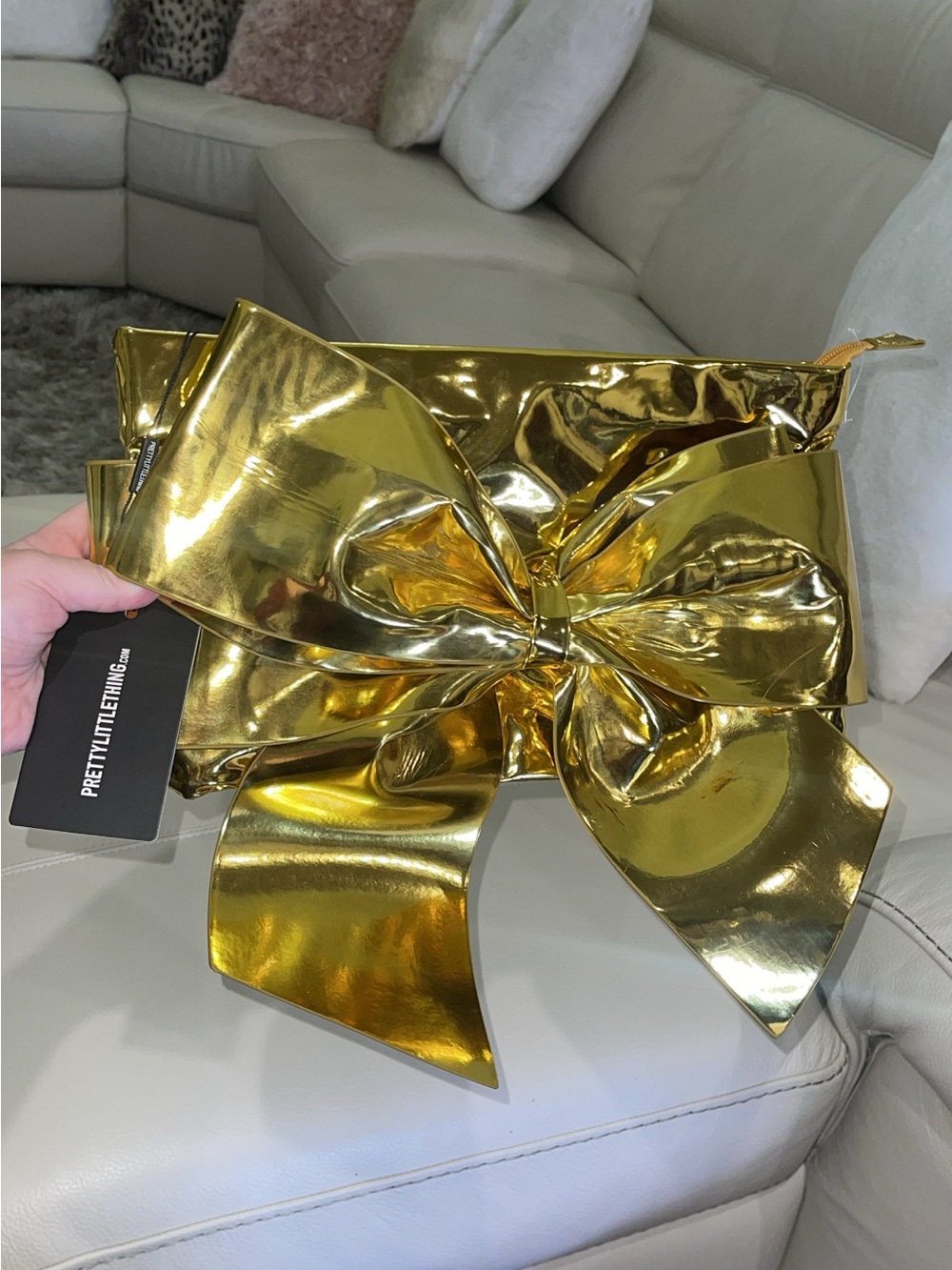 Gold Bow clutch 🎀